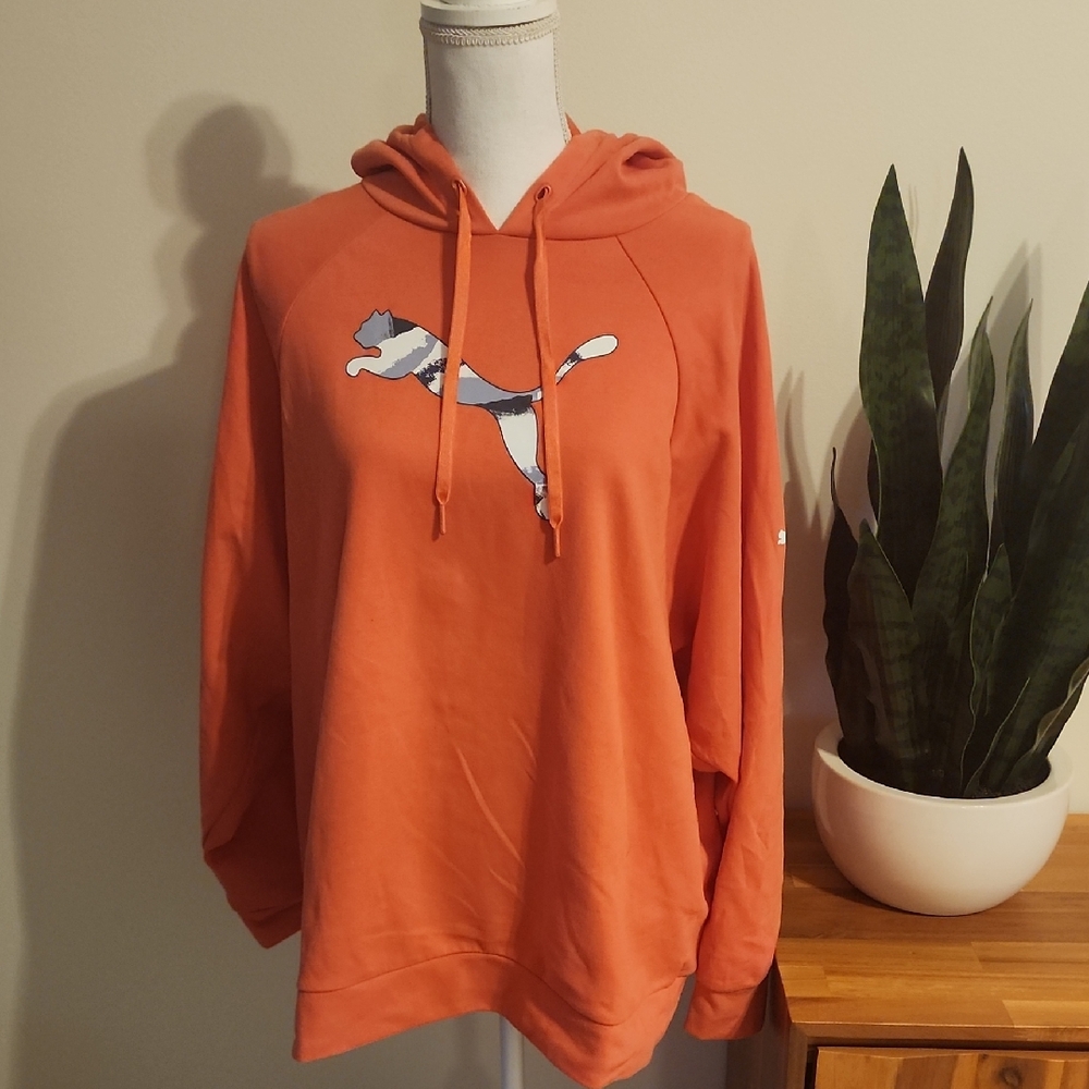 NWOT; Womans PUMA Hoodie